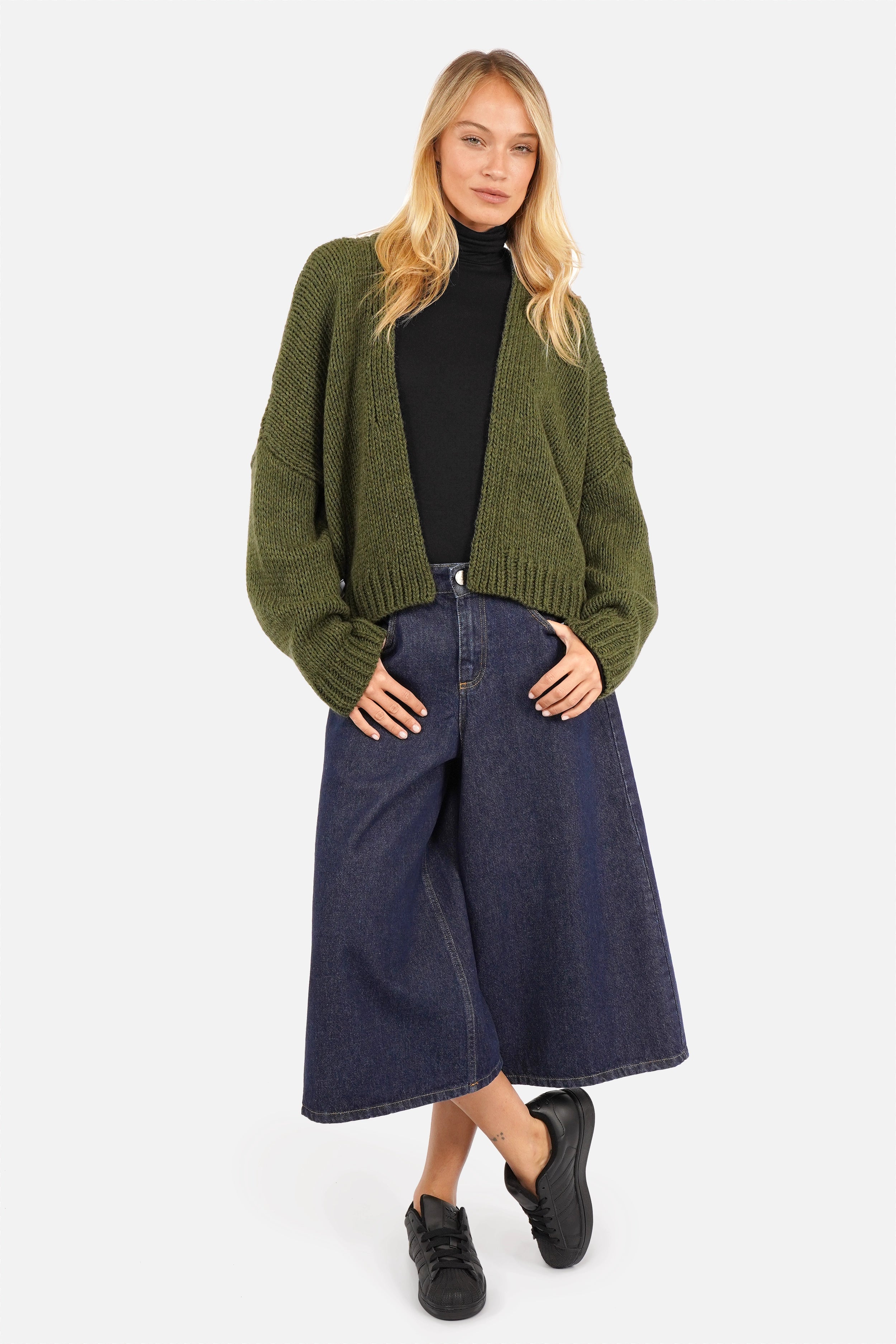 ALIXA Cropped Strickcardigan