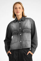 AMAKU Revive Hemdjacke short denim-look shirt jacket with classic collar and chest pockets in grey cotton