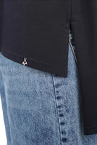 Weiches AMALEA Longsleeve aus Baumwolljersey mit U-Boot-Ausschnitt und verlängertem Rückensaum
