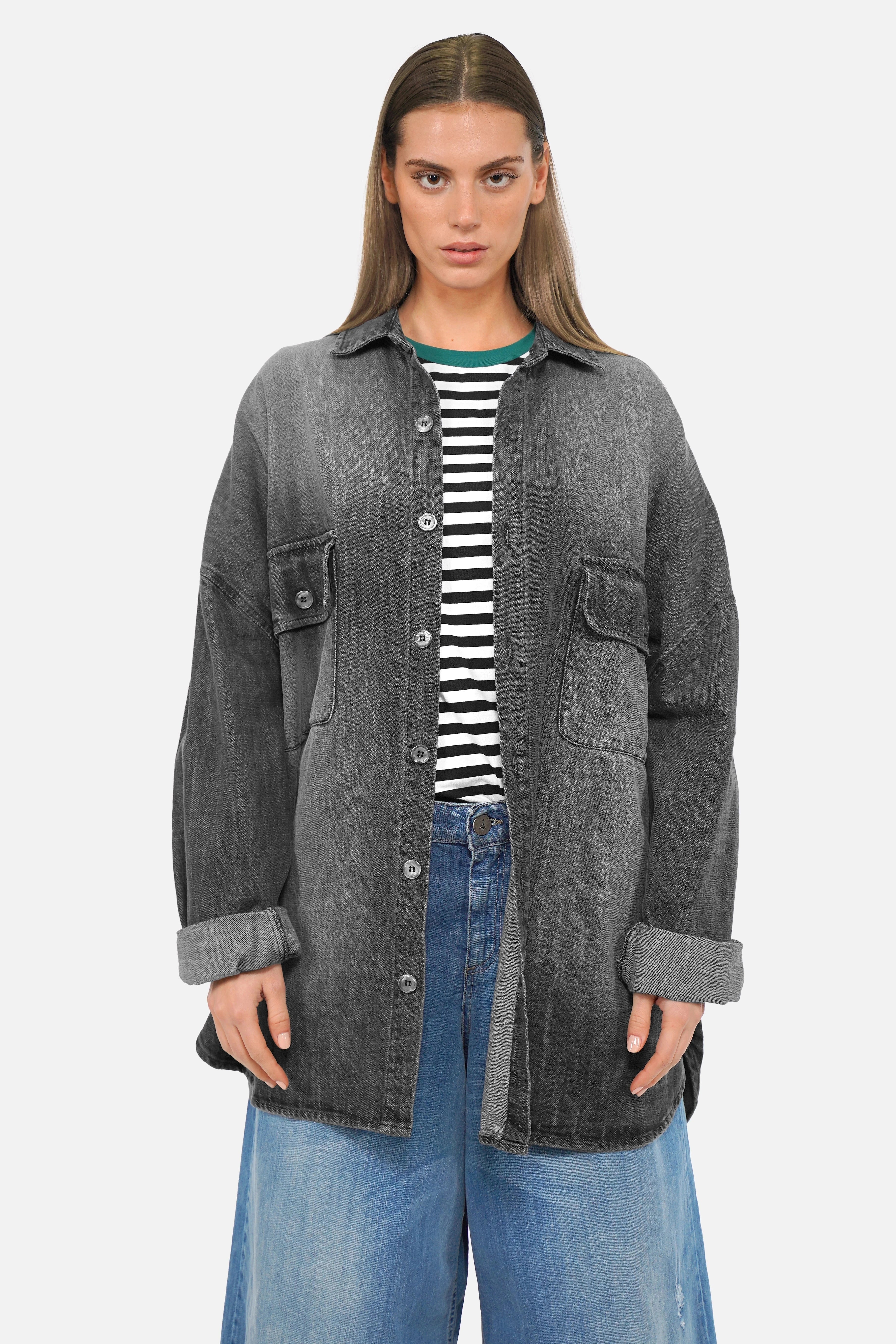 Schwarze ANEA Oversized Denim Hemdjacke aus Baumwolle mit Hemdkragen und Brusttaschen