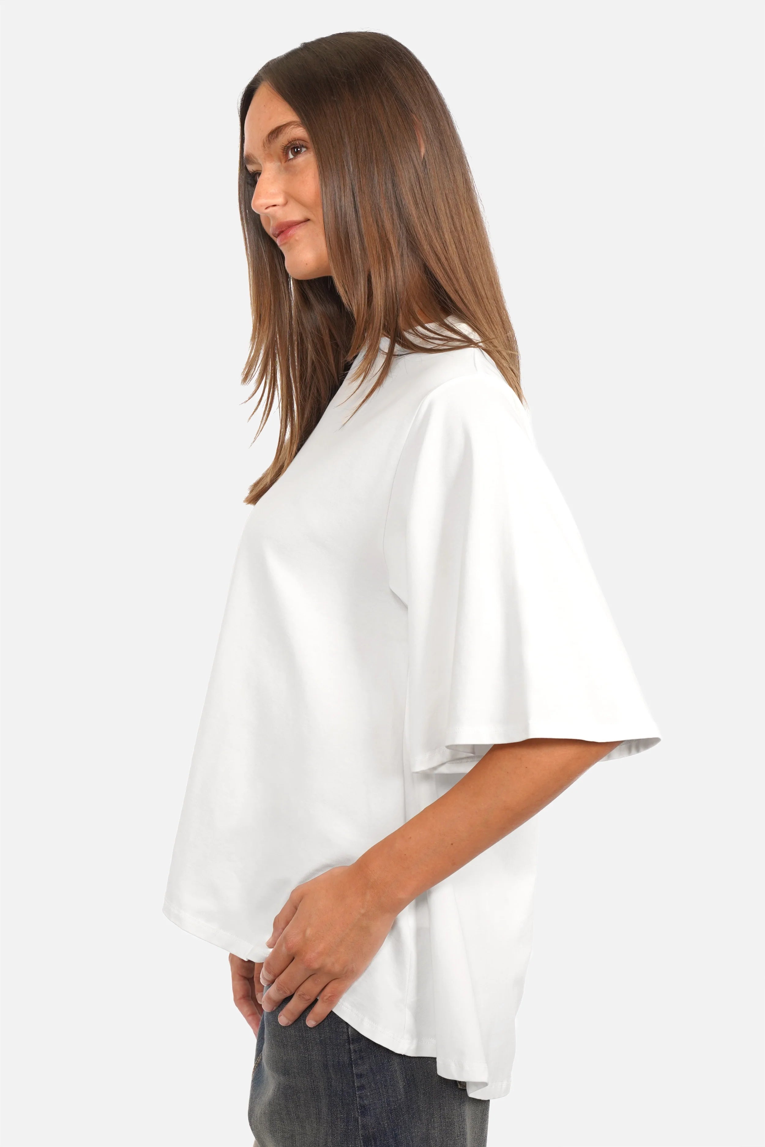 Anele T-Shirt soft cotton jersey with round neckline and flared sleeves in regular fit