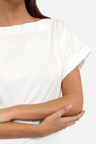 Annelia T-Shirt soft cotton jersey U-neck short sleeve boxy fit model wearing size S