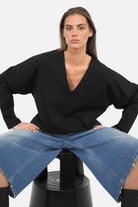 Damen Relaxed V-Ausschnitt Shirt aus weichem Jersey mit überschnittenen Schultern und verlängerter Rückenpartie