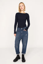 Damen BETTIE Longsleeve aus feinem Rippstrick mit slim Fit und extra langen Ärmeln in Navy