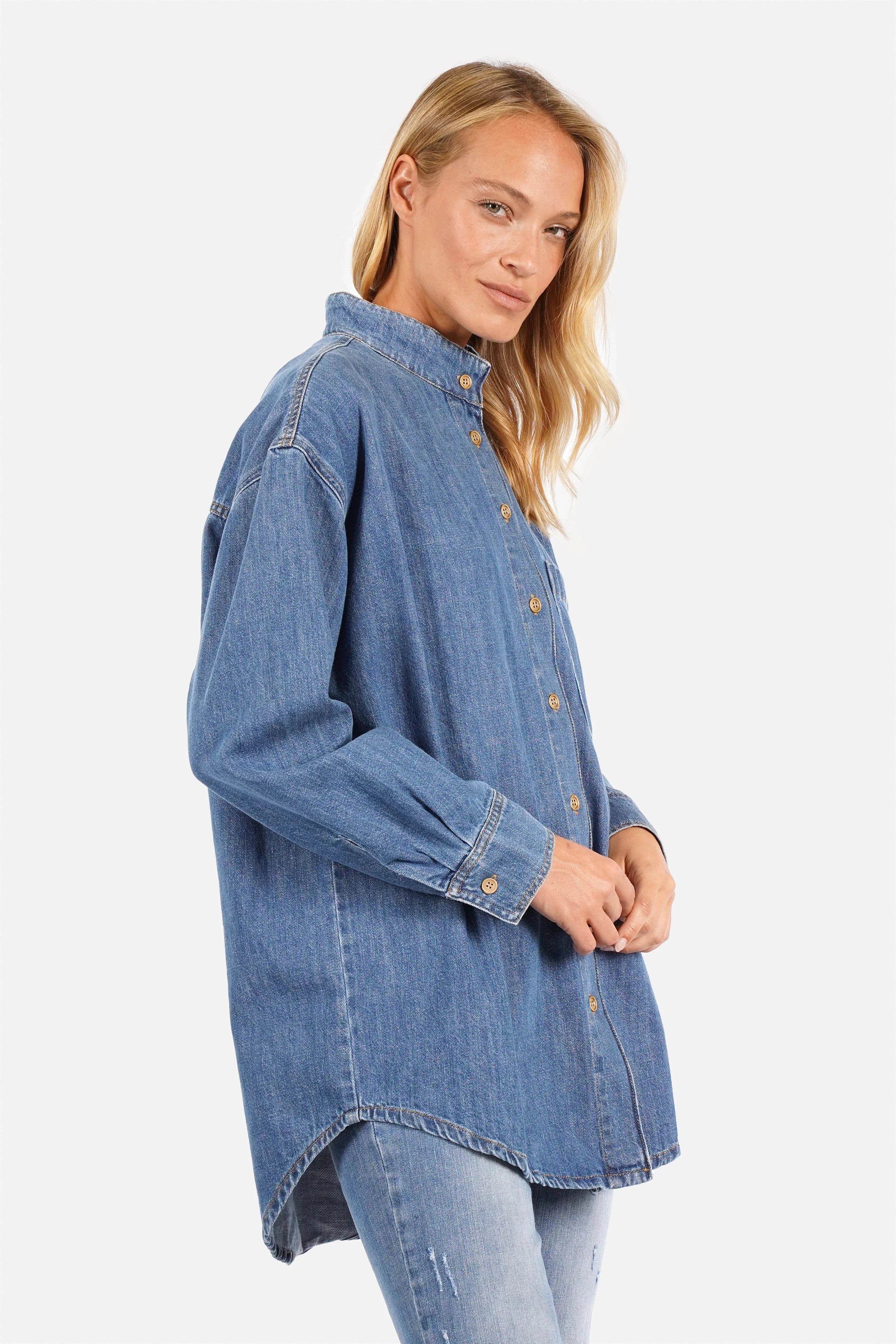 BJANA Chemise en jean à col montant