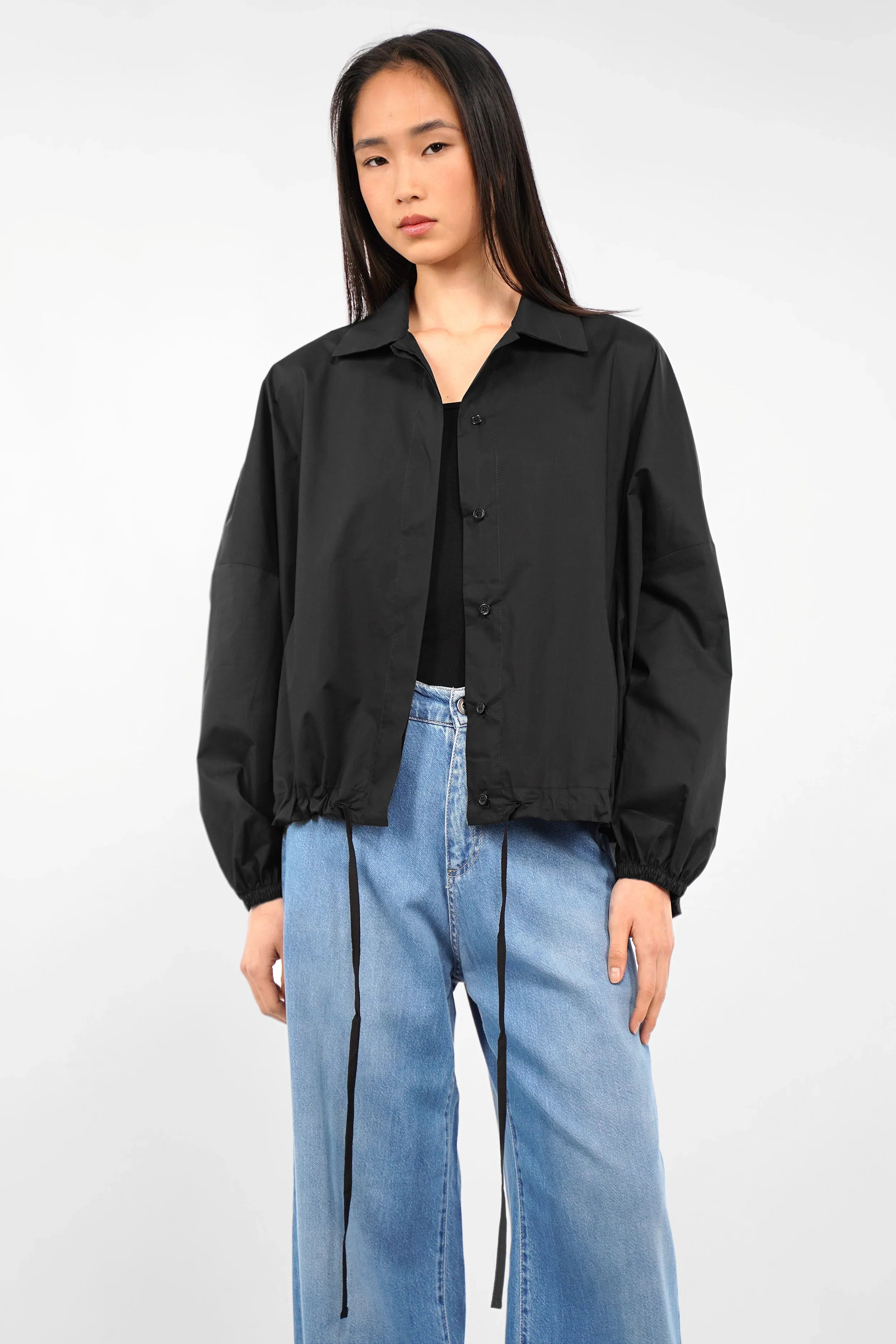 DANYKA lockere Hemdjacke aus Baumwoll-Webstoff mit verdeckter Knopfleiste und Tunnelzug am Saum