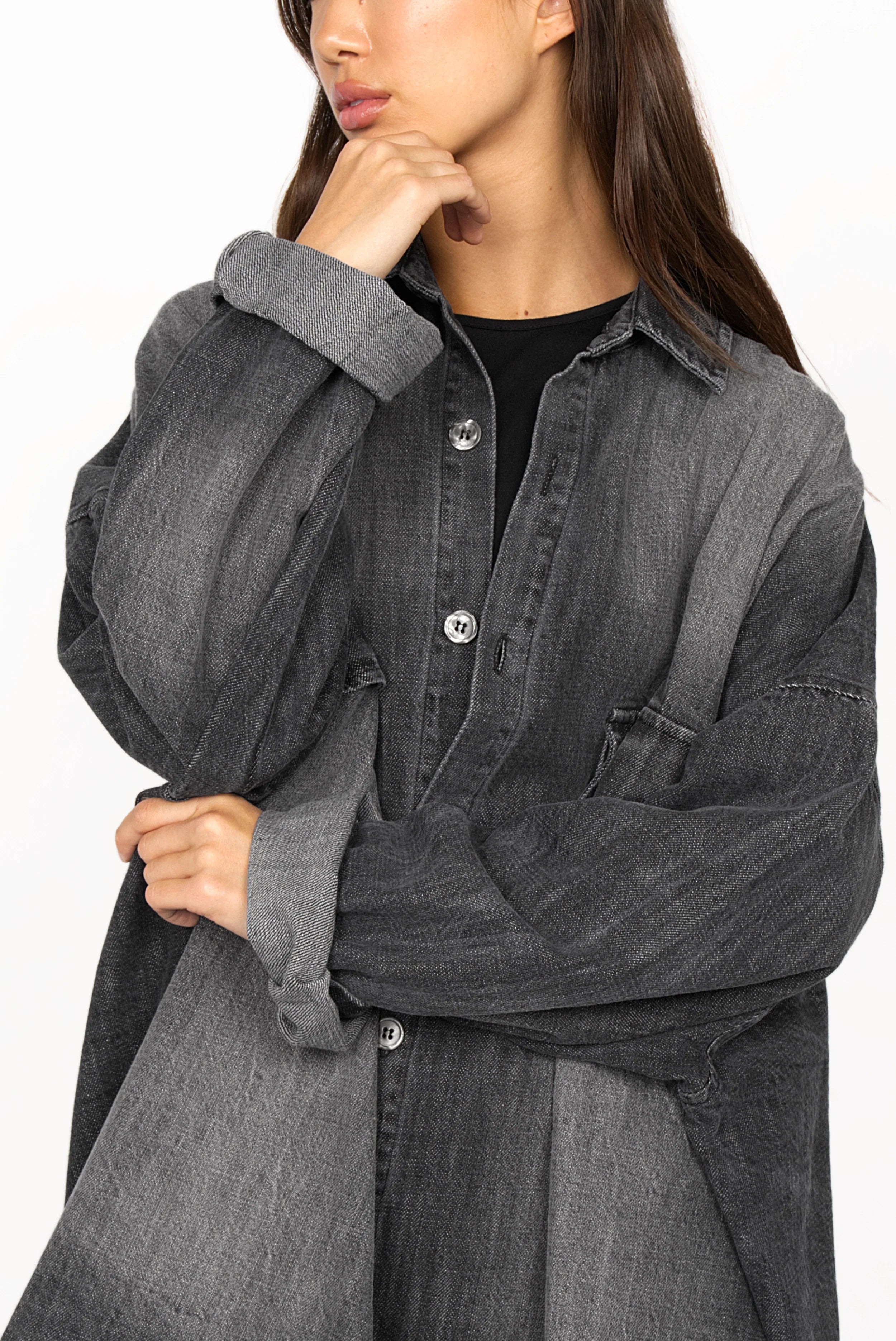 Damen ANEA Oversized Hemdjacke im Denim-Look mit Gradient-Waschung und lockerer Passform