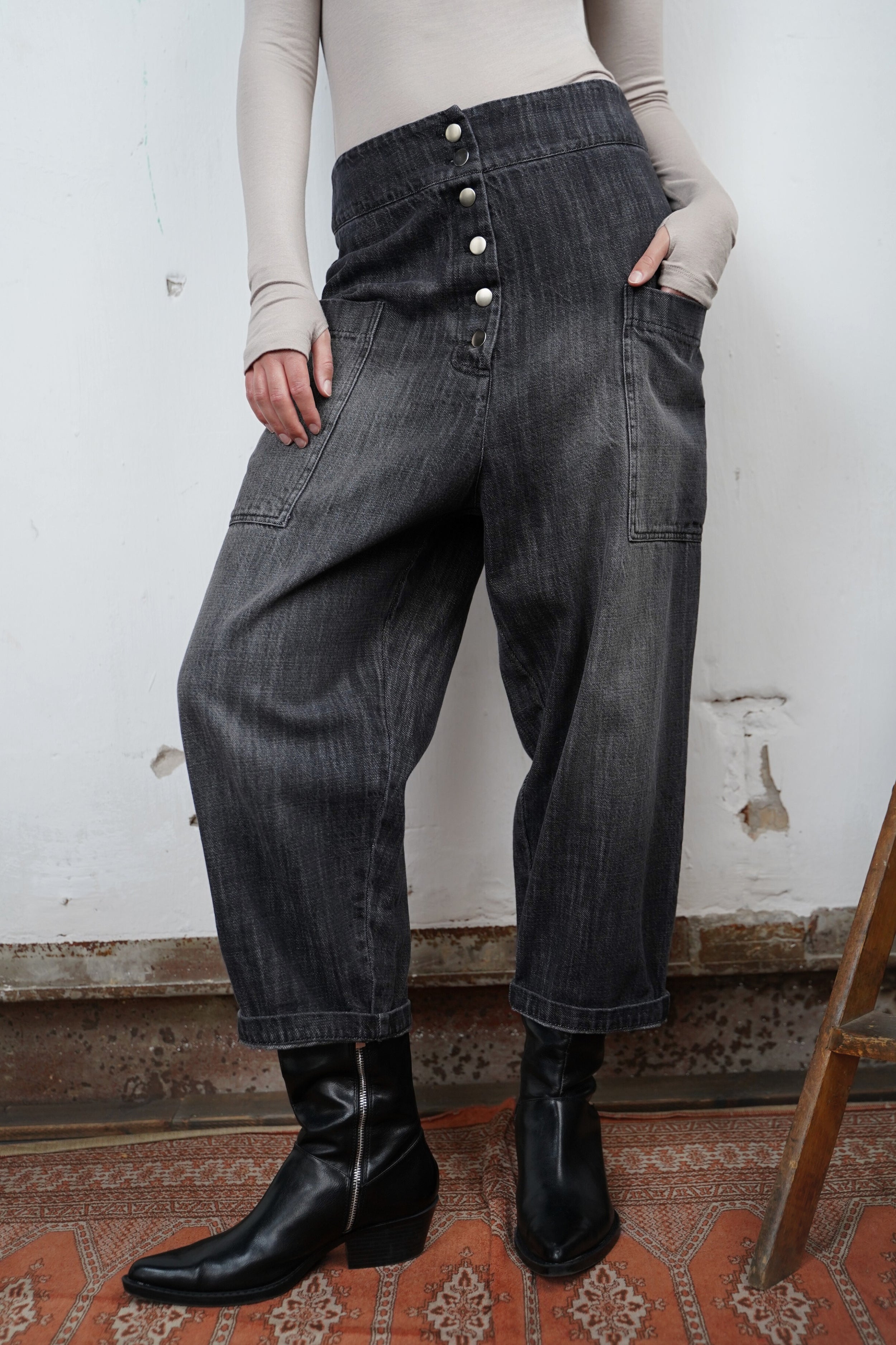 VIKADA Revive Baggy Hose