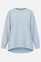 EIREL Relaxed Sweater in Dusty Blue, freigestellte Vorderansicht