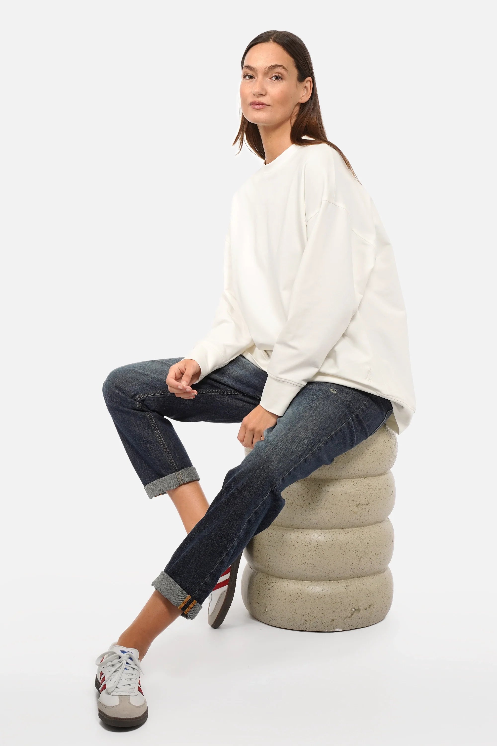 EIREL oversize cotton sweater with round neckline and A-line fit