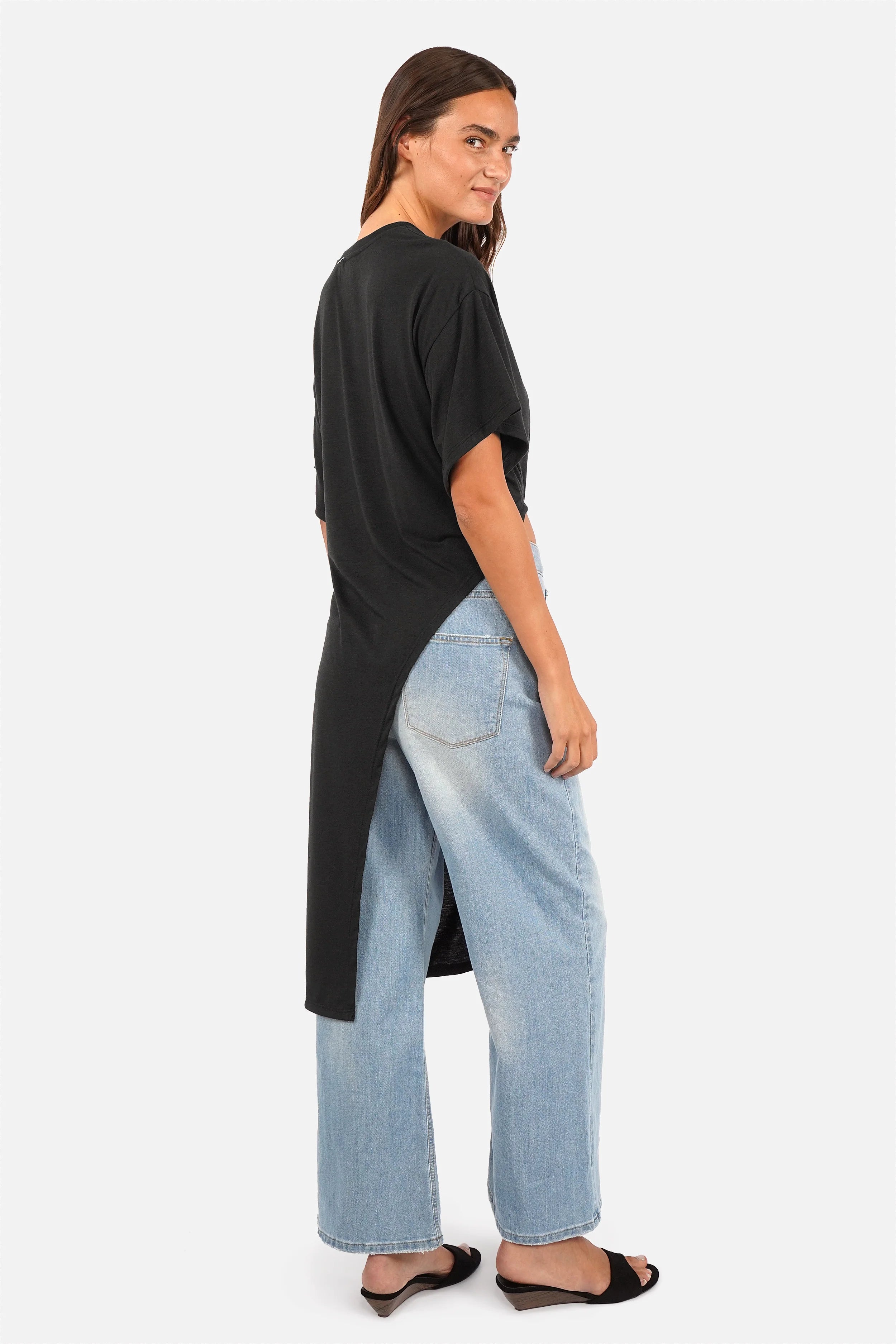 ERLY Longline T-Shirt in soft viscose jersey with round neckline and dropped shoulders
