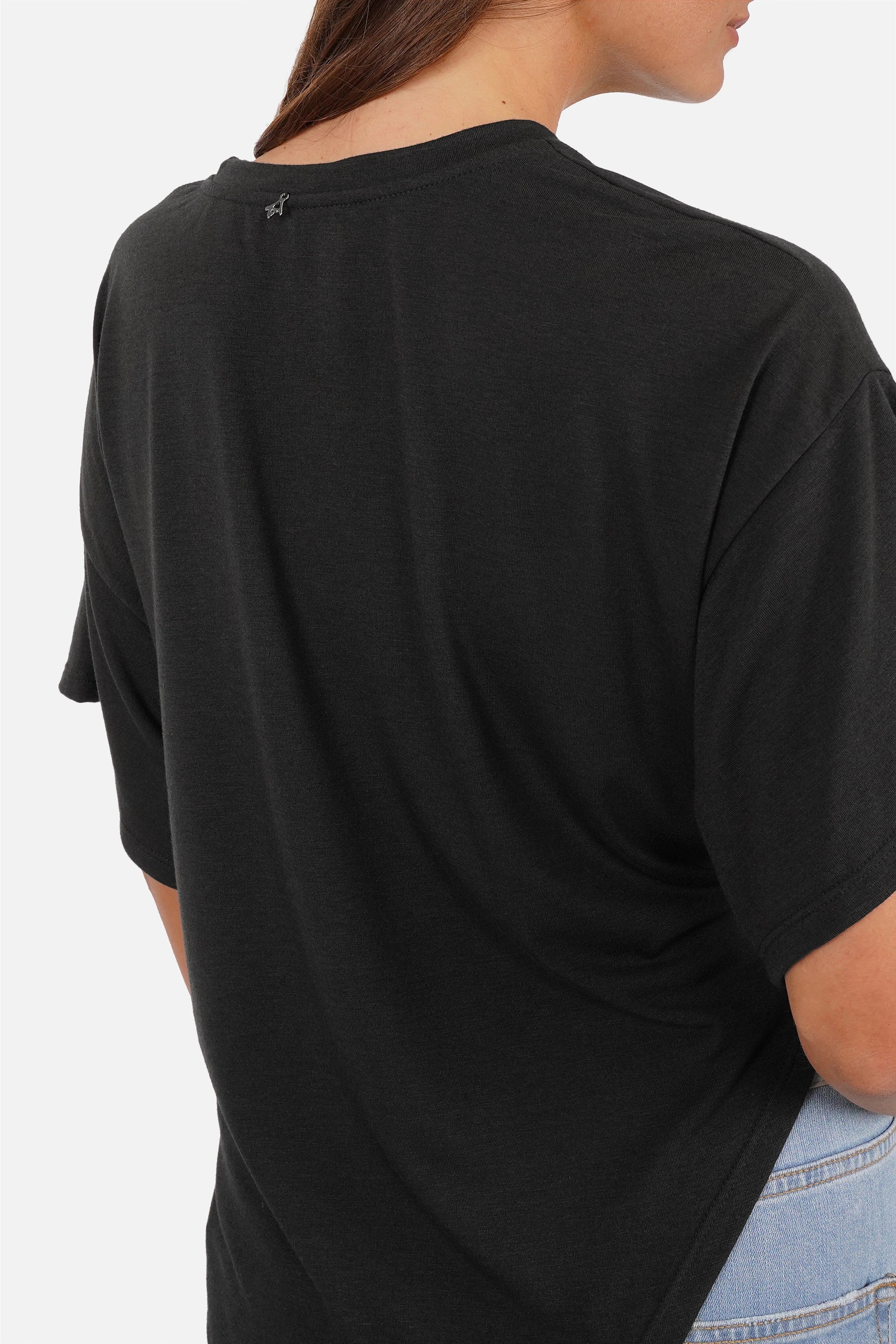 ERLY Longline T-Shirt in soft viscose jersey with round neckline and draped front detail