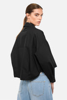 FELIDI Hemdjacke leichte Baumwoll-Hemdjacke mit Hemdkragen und Knopfleiste, relaxed Fit, cropped Design, Patch-Taschen und überschnittenen Schultern