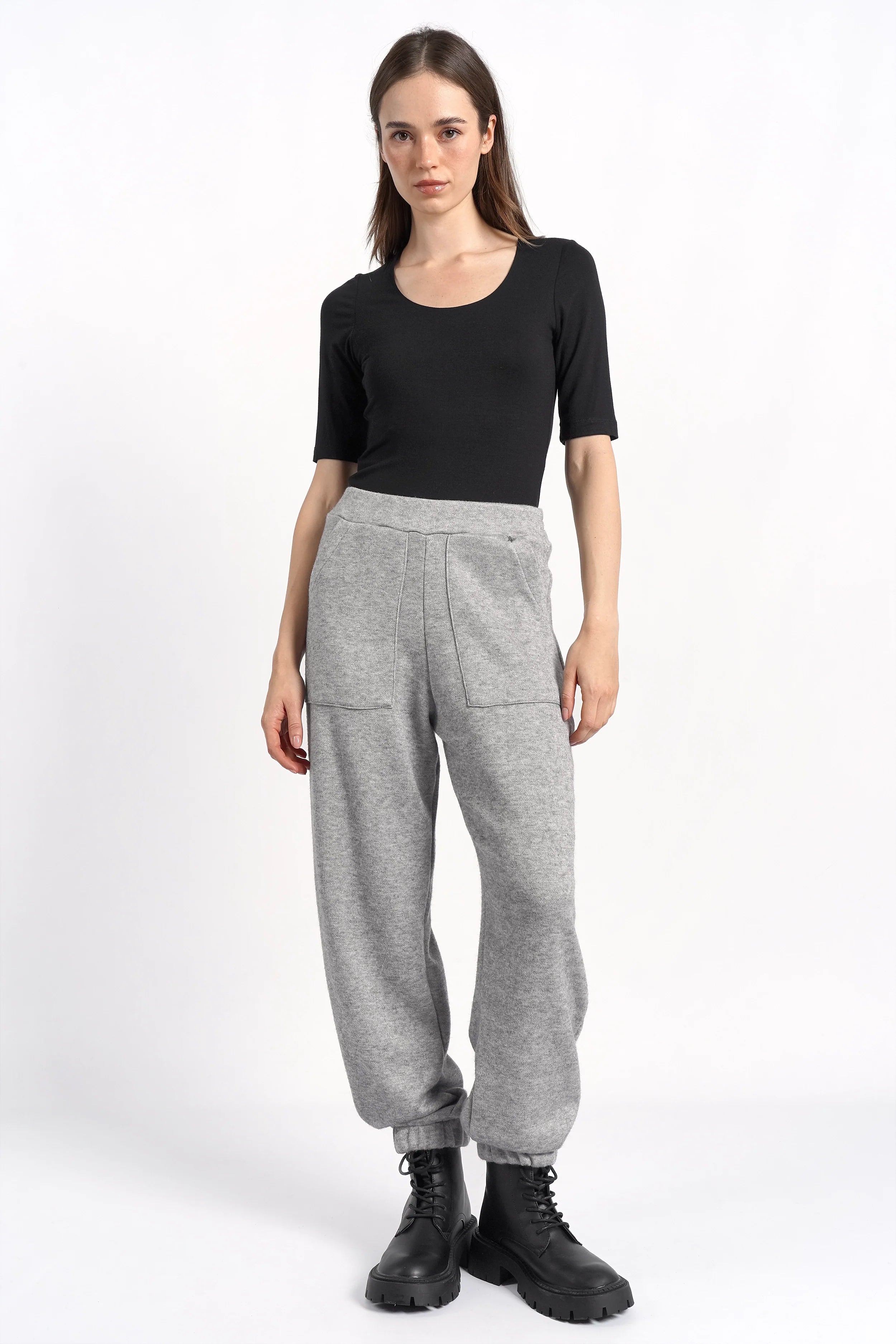 FRELA Jogpant aus Feinstrick