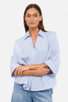 GADY Hemdbluse aus weich fließendem Material mit V-Ausschnitt und Knopfleiste