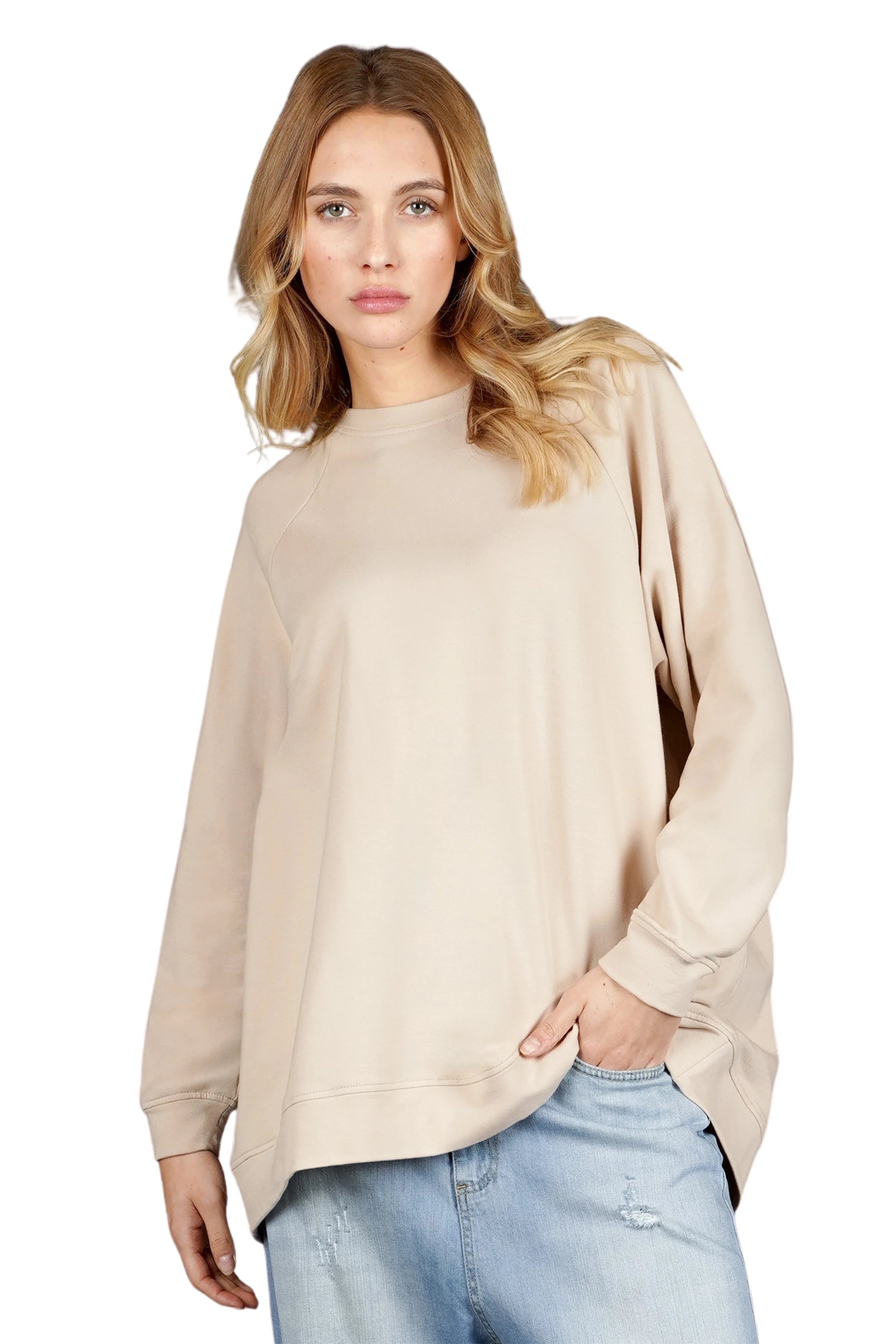 Beiger GRACEY.K Sweater mit Oversize-Schnitt, Rundhalsausschnitt und Ton-in-Ton-Logo-Stickerei, lässig und weich.