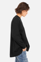 Leichter GRACEY.K Relaxed Sweater aus weicher Sweatqualität mit Rundhalsausschnitt und Raglanärmeln.