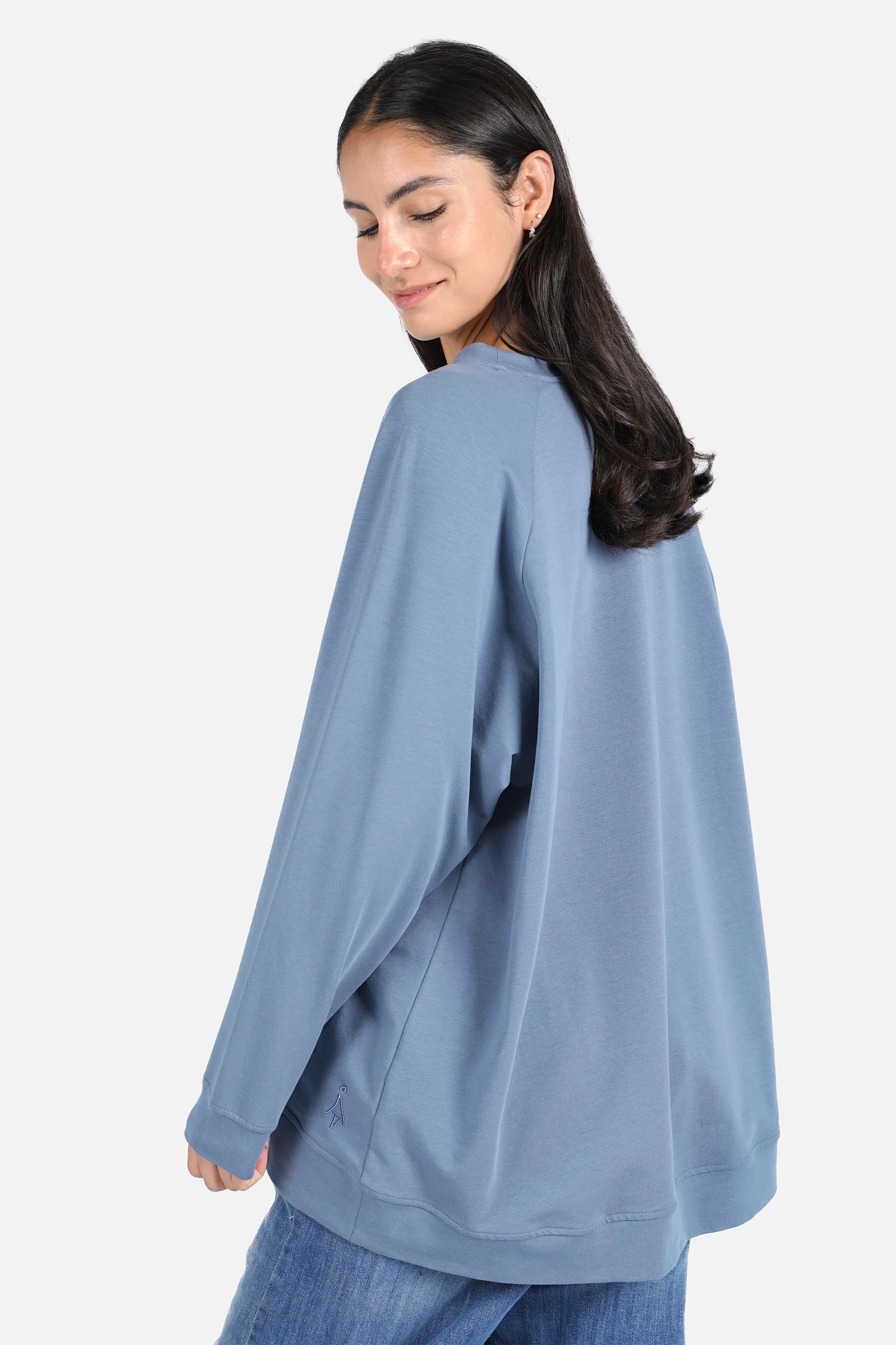 Lässiger GRACEY.K Sweater in Oversize mit Raglanärmeln und Logo-Stickerei