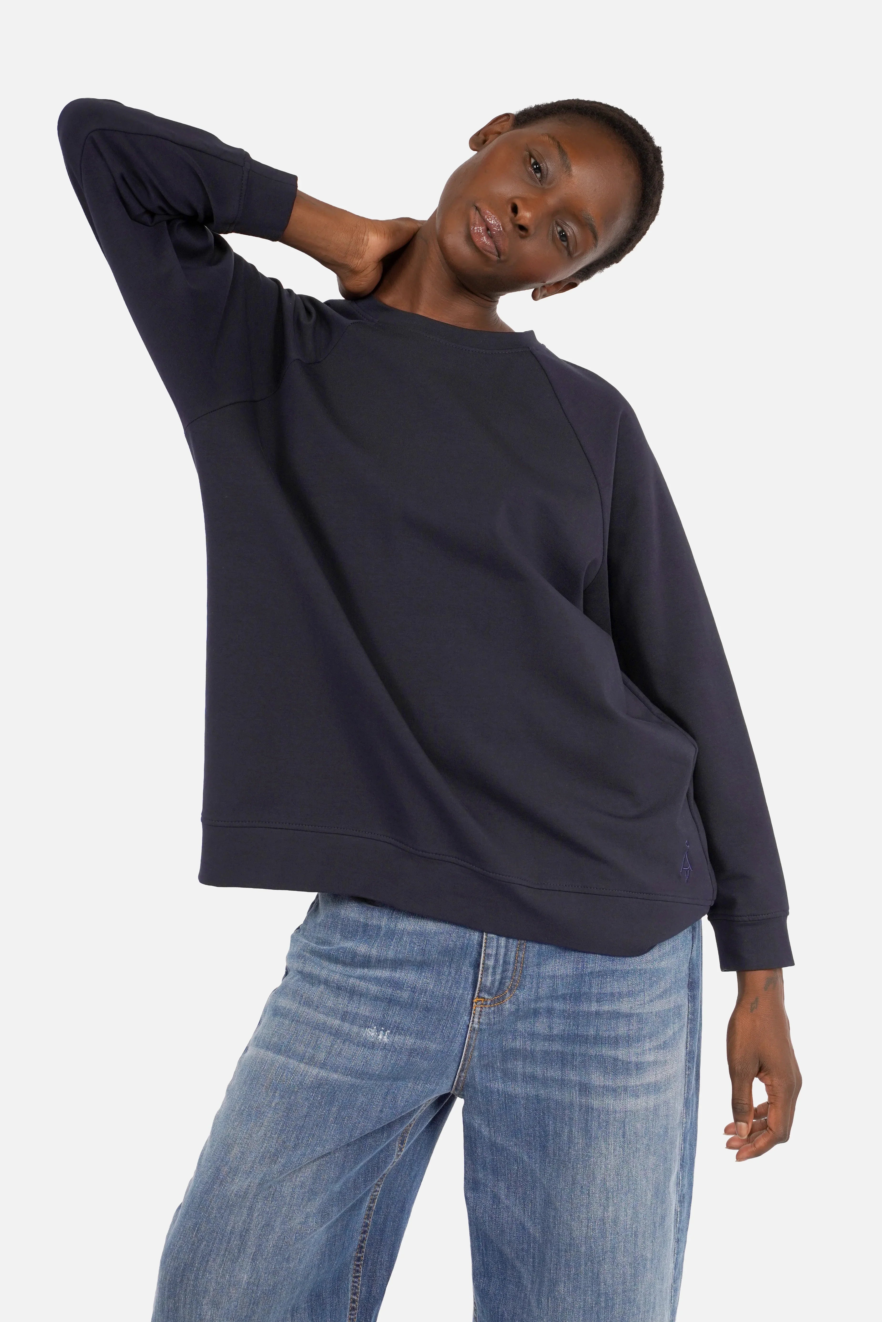 Leichter GRACEY.K Relaxed Sweater mit Rundhalsausschnitt und Raglanärmeln in angenehmer Sweatqualität