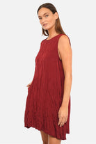 HAVIE Crinkle Kleid mit Crinkle-Struktur, Rundhalsausschnitt und seitlichen Taschen, leichte A-Linie, Regular Fit.