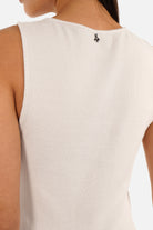 HEEJU Midikleid aus Baumwolle mit strukturiertem Rib-Jersey, Rundhalsausschnitt, gerüschtem Rockteil und seitlichen Eingriffstaschen in Midi Länge