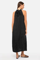 ILEIA Crinkle Neckholder-Kleid fließendes, ärmelloses Midi-Kleid mit Bindung und Taschen