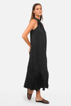 ILEIA Crinkle Neckholder-Kleid sleeveless midi dress with side pockets and flowing crinkle fabric