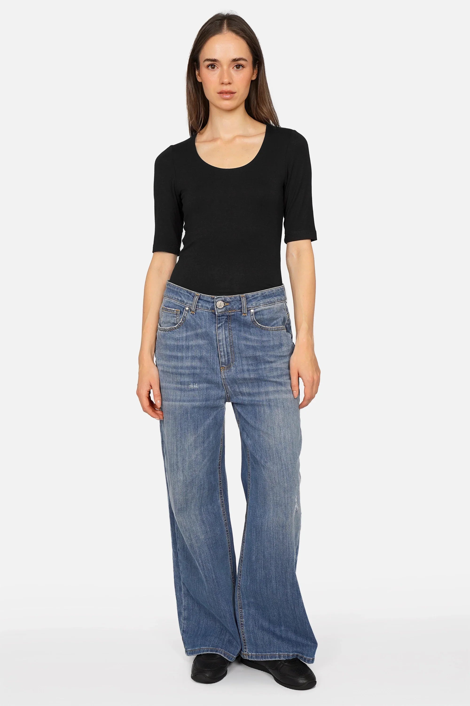 JALYN Shirt Damen Jerseyshirt Slim Fit mit U-Boot Ausschnitt halblang weich