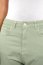 Jeany Baggy Jeans lockerer Boyfriend-Jeans-Stil mit Gürtel, italienischer Coloured Denim, Relaxed Fit