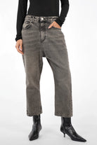 JEANY Baggy Jeans in grauer Used-Waschung mit relaxed Fit und tiefem Schritt