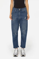 Mittelblaue Baggy Jeans mit Used-Effekten und lockerem Relaxed Fit für lässigen Boyfriend-Look