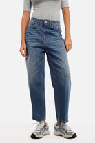 Loose-Fit Jeans High Waist in Urban Blue mit weitem Bein und weicher Denim-Haptik