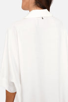 JELISSA Hemdkleid in weich fließender Viskose mit oversized Schnitt, Hemdkragen, Fledermausärmeln und seitlichen Taschen