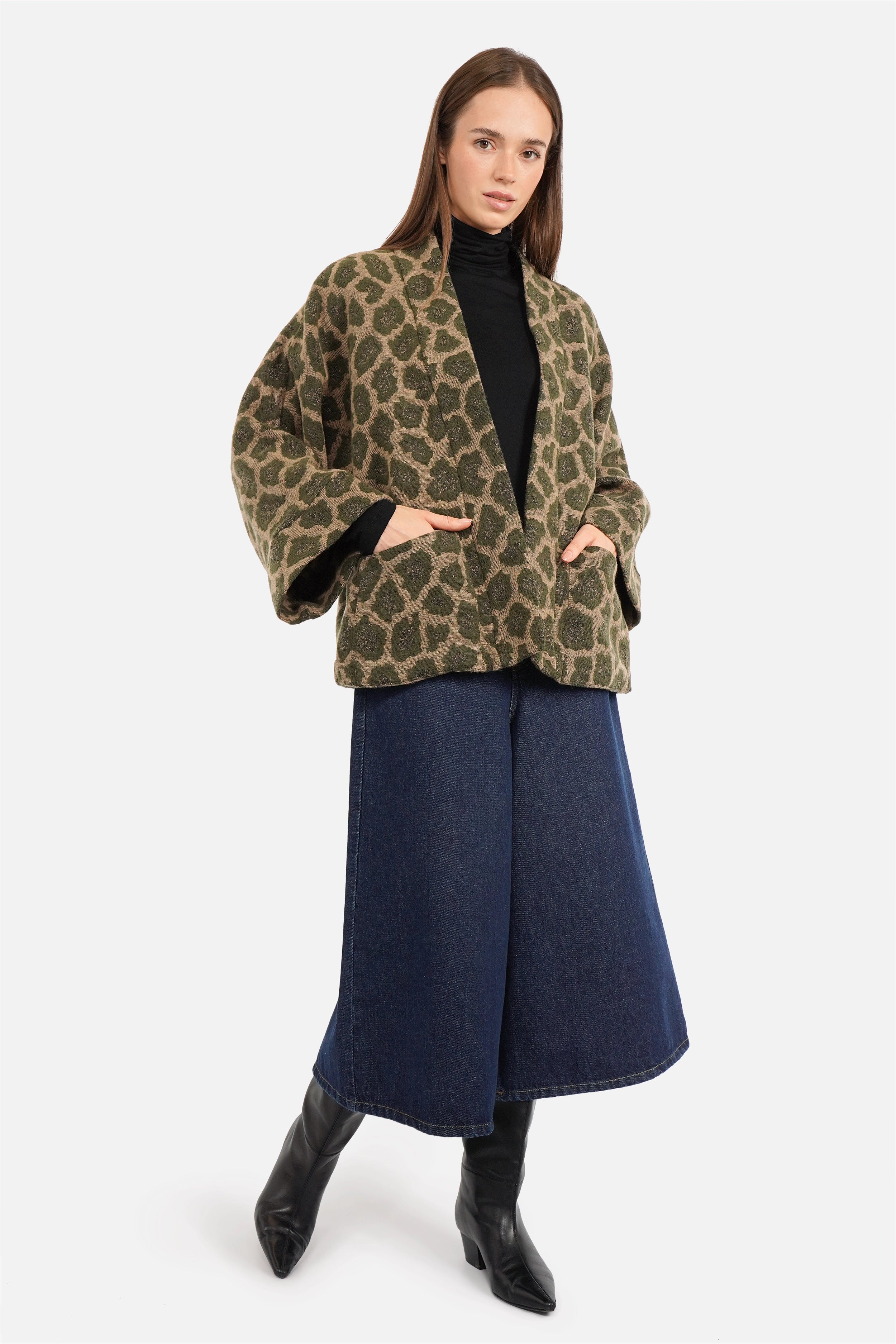 JINA Kimono-Jacke im Leo-Jacquard