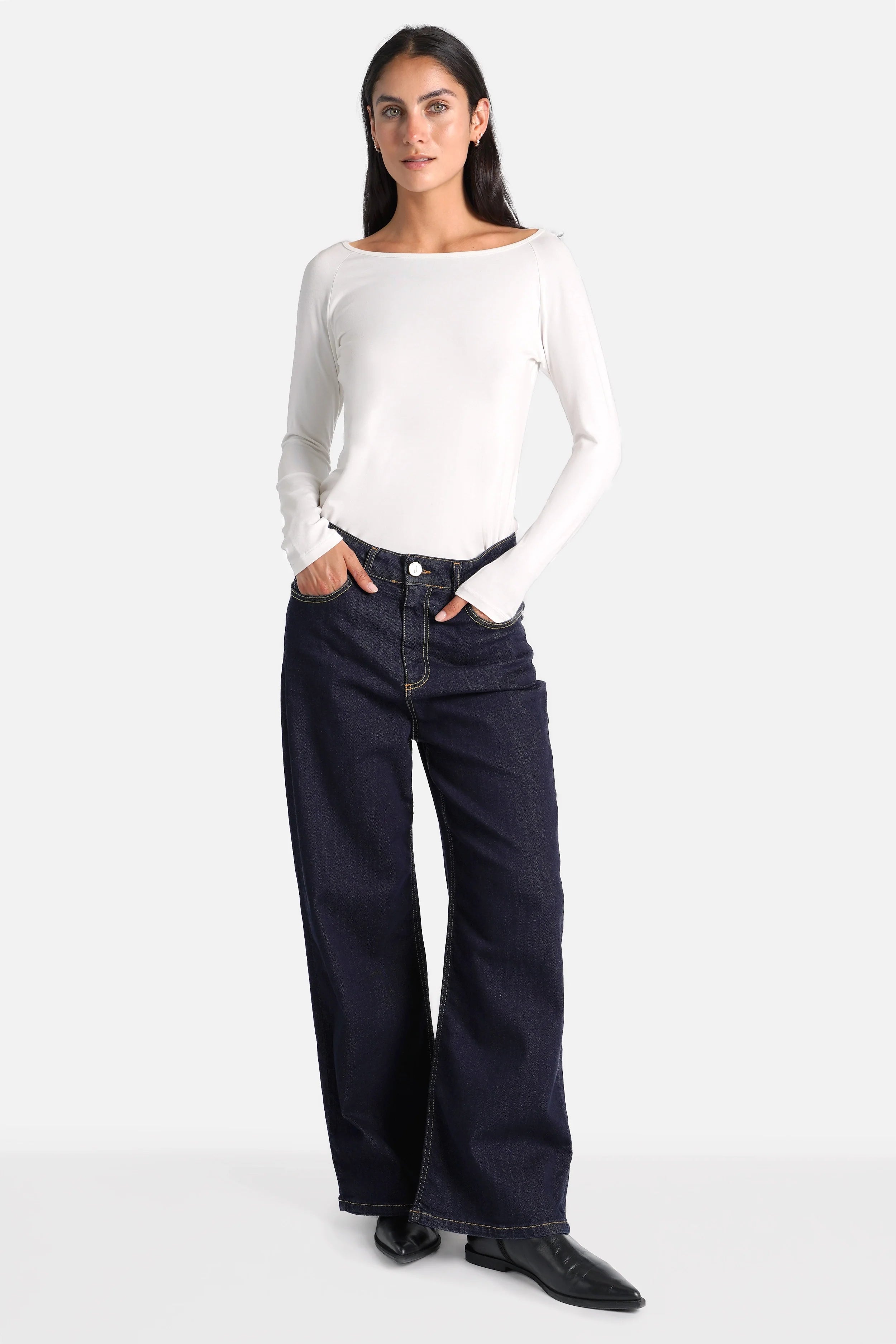 JOOSY Wide Leg Jeans aus leicht elastischem Denim in Raw Blue mit Kontrastnähten und weiter Beinführung