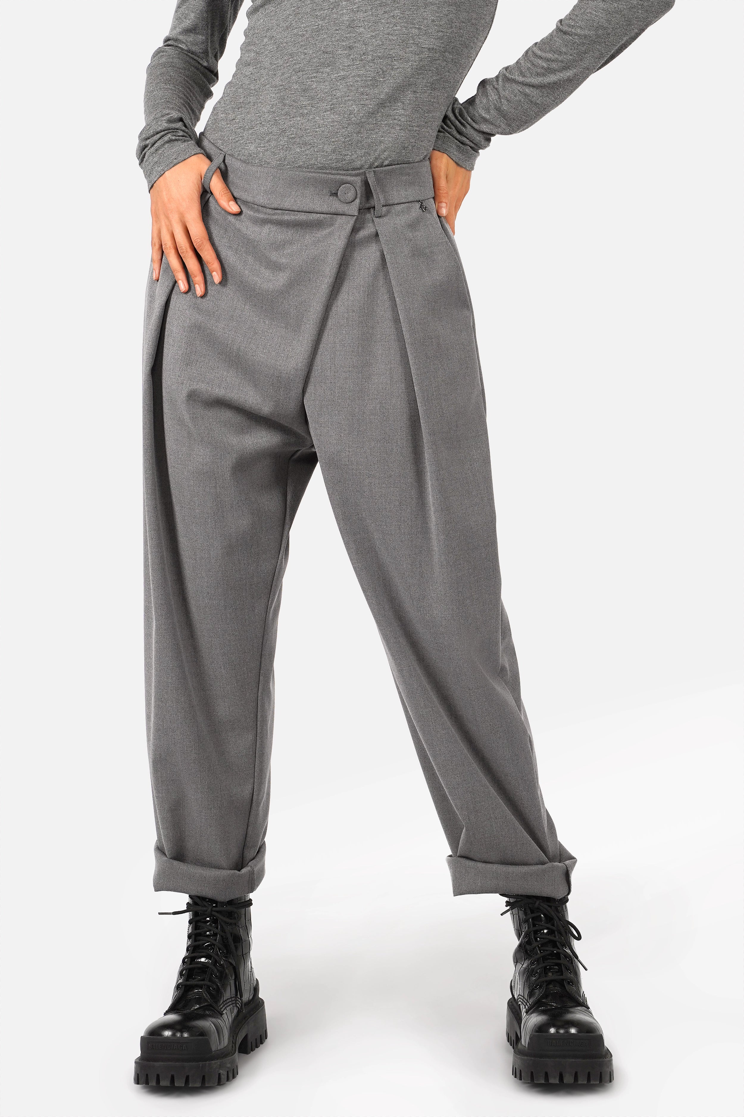JORELIE Pantalon à taille asymétrique