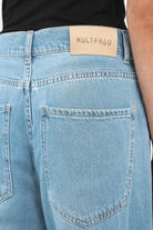 JORYA wide jeans made of leichter denim in faded mid-blue wash with high waist and wide leg design