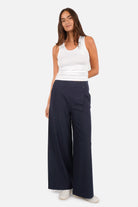 KLARA.K Wide Leg Pants weit geschnittene Hose mit elastischem Bund und seitlichen Taschen