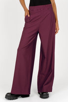 KLARA.K Wide Leg Pants weinrote, weit geschnittene Hose mit elastischem Bund und seitlichen Taschen