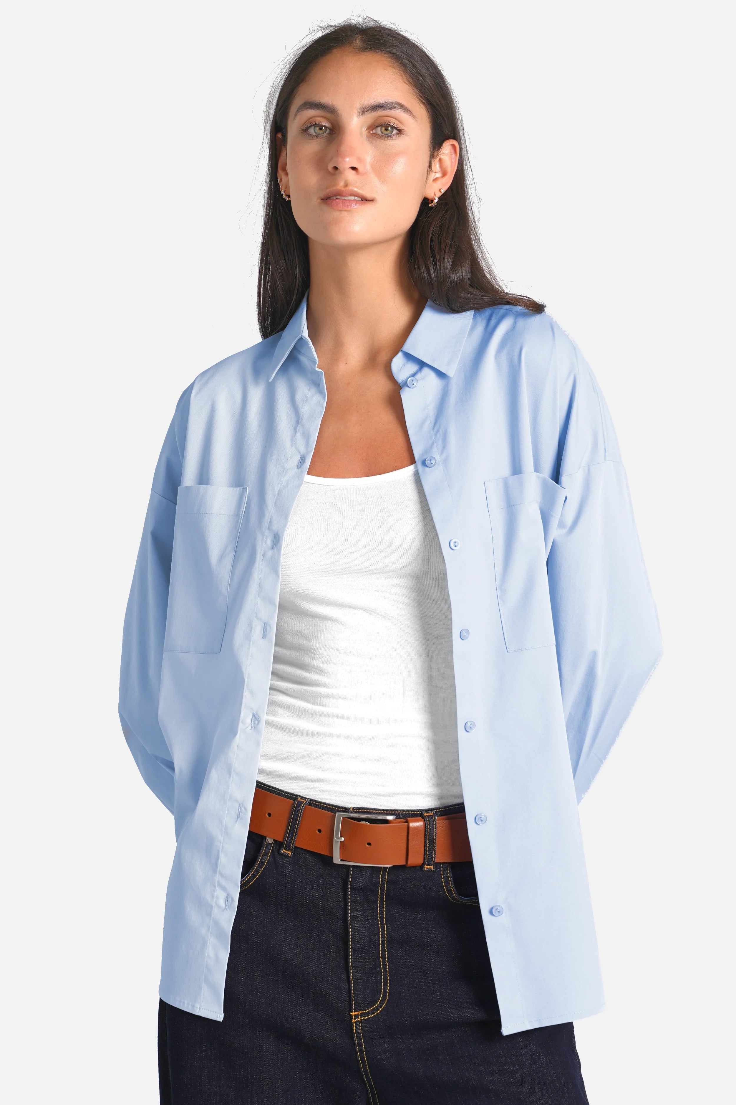 LEA.K Loose Fit Bluse aus Baumwollpopeline mit Hemdkragen, Brusttaschen und trapezförmigem Rückenteil