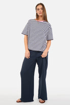 LARA.K Wide Leg Pants lightweight flowing fabric elastic waistband side pockets regular fit
