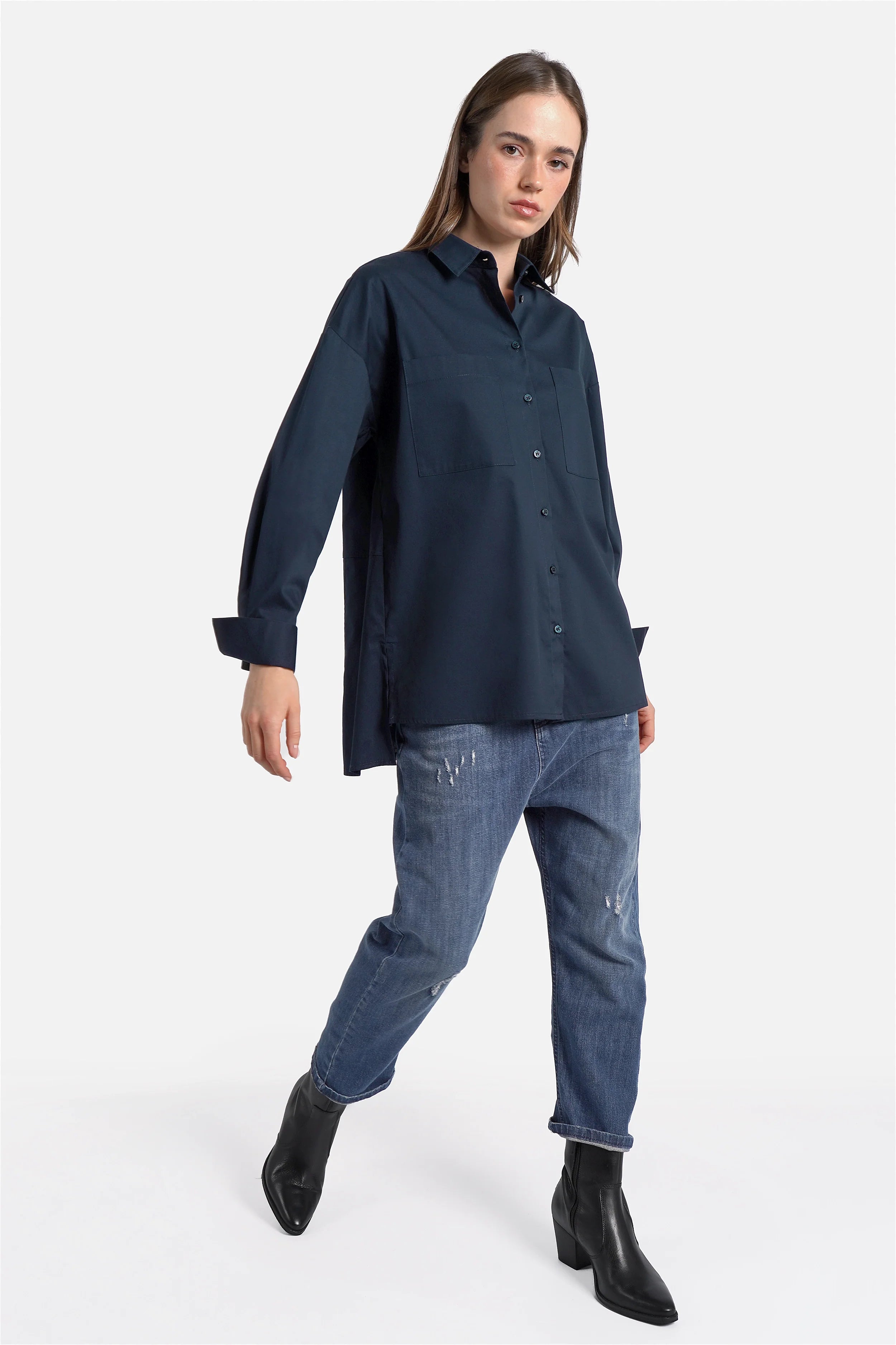 LEA.K Loose Fit Bluse aus Baumwollpopeline mit Hemdkragen und Brusttaschen