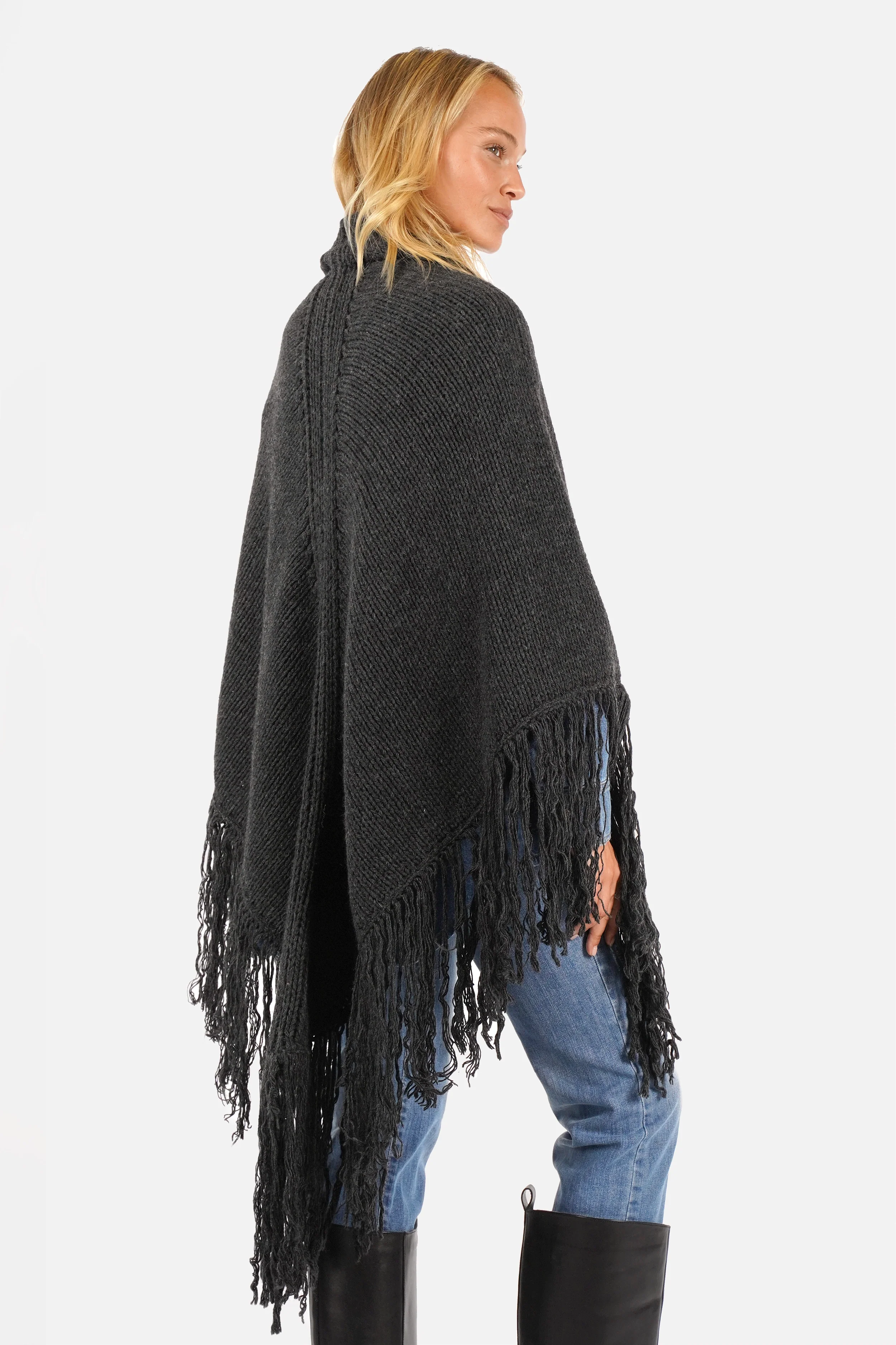 LEDANI Oversized Strick-Dreieckstuch mit Fransen, grob gestrickt, große Dreiecksform, Ajourdetails, lange Fransen, vielseitig tragbar, One Size, lässig zum Layern