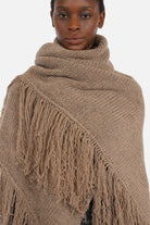LEDANI Oversized Strick-Dreieckstuch mit grober Strickqualität und langen Fransen