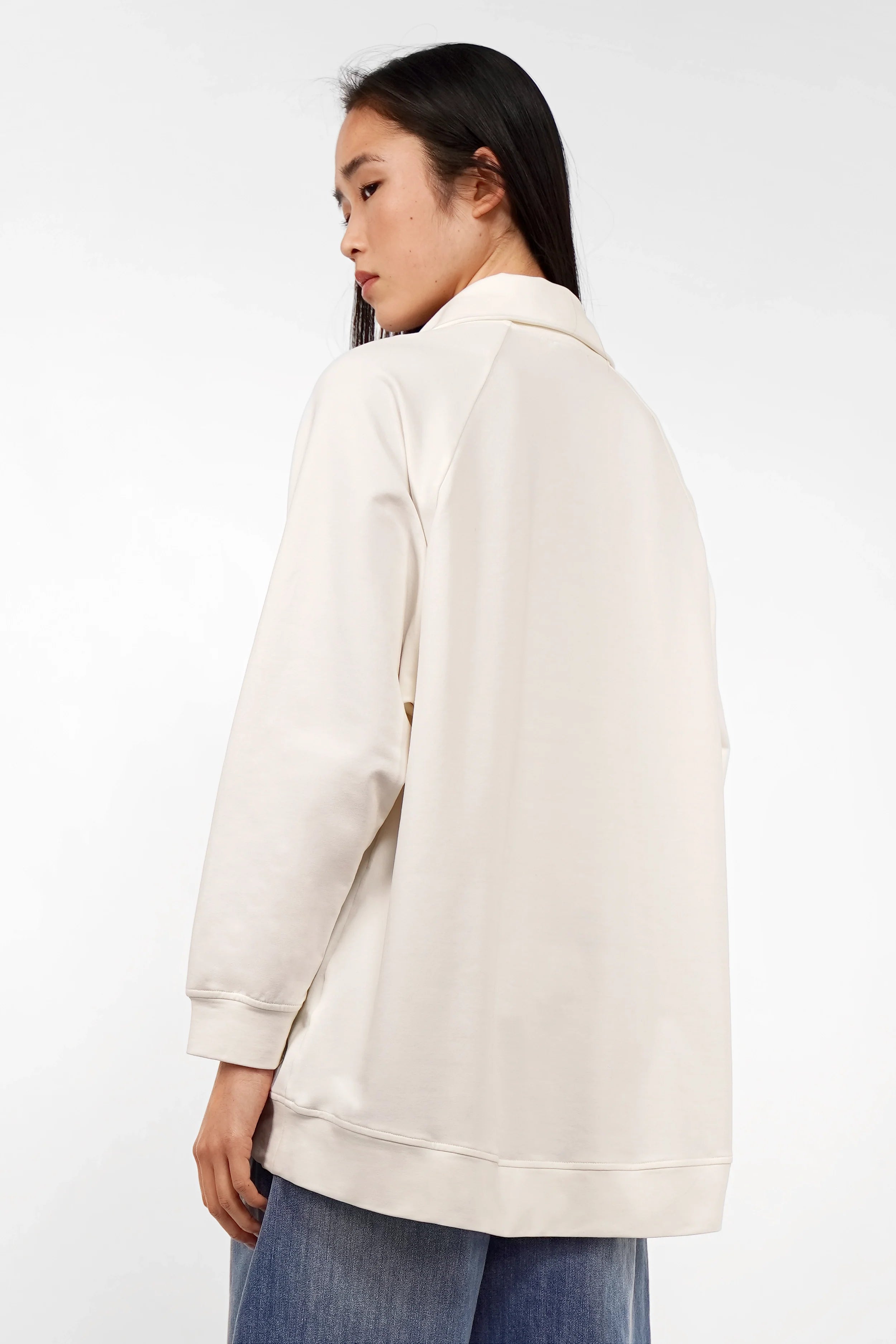 LENIA Troyer-Oversize Sweater in Cremeweiß, lässige A-Linie, halber Metallzipper, Raglanärmel, Ton-in-Ton Logo-Stickerei