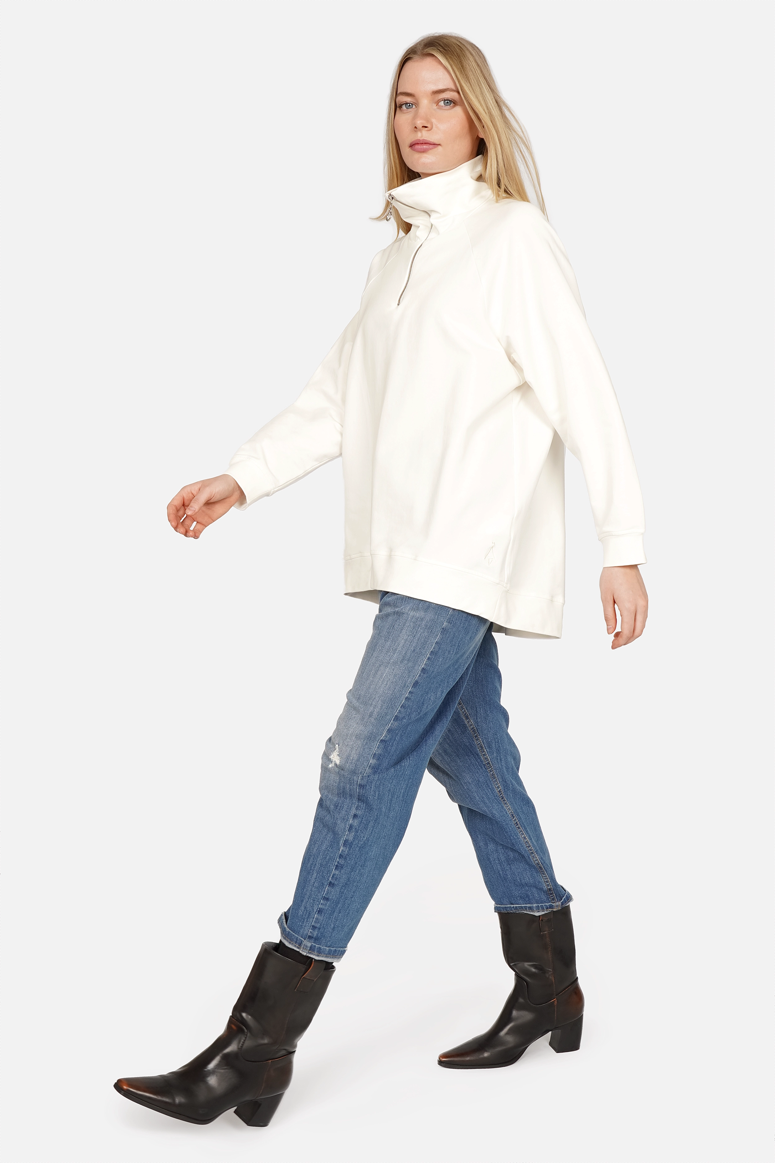 LENIA Oversized sweater met opstaande ritskraag