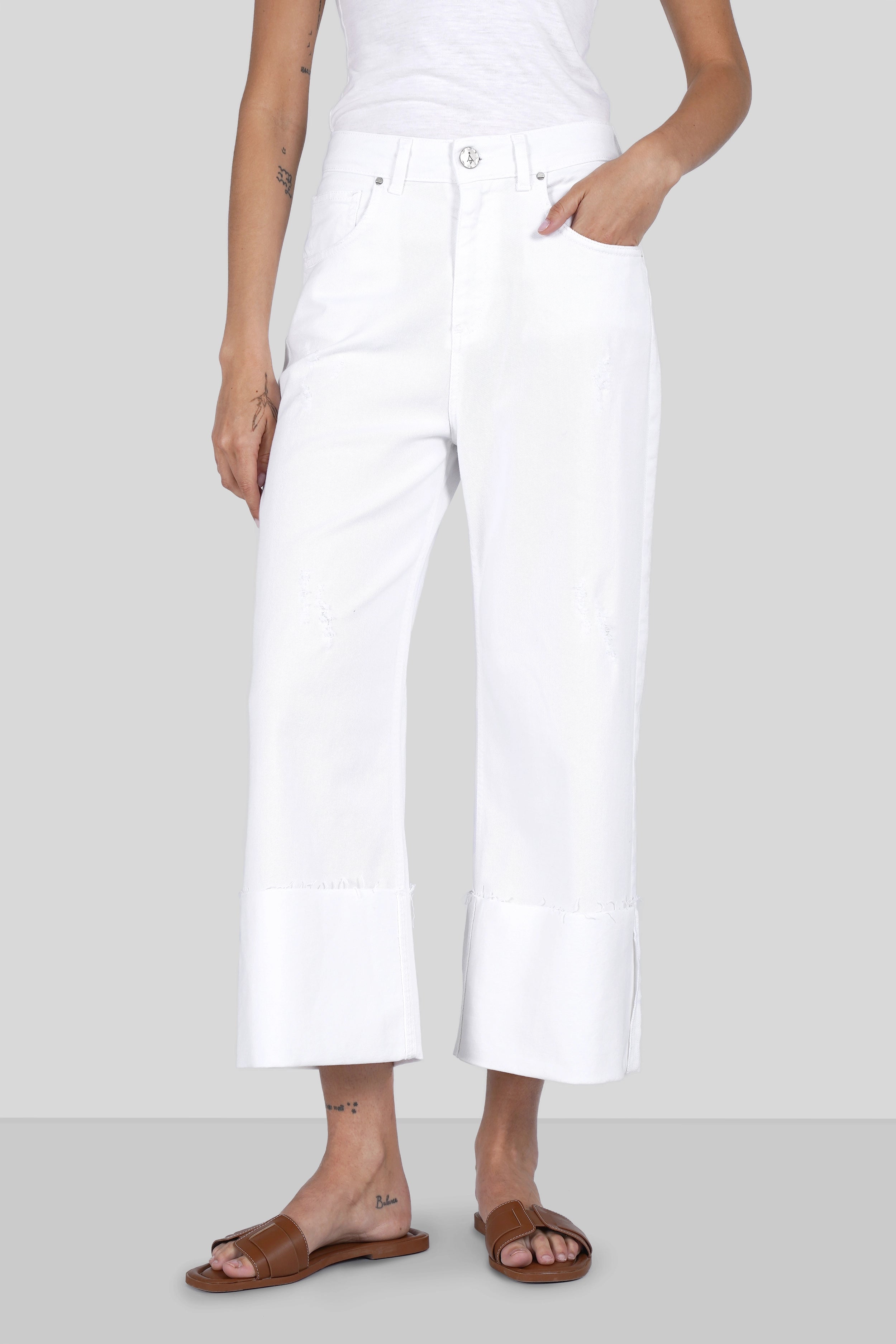LIAME Wide Leg Jeans mit Umschlag