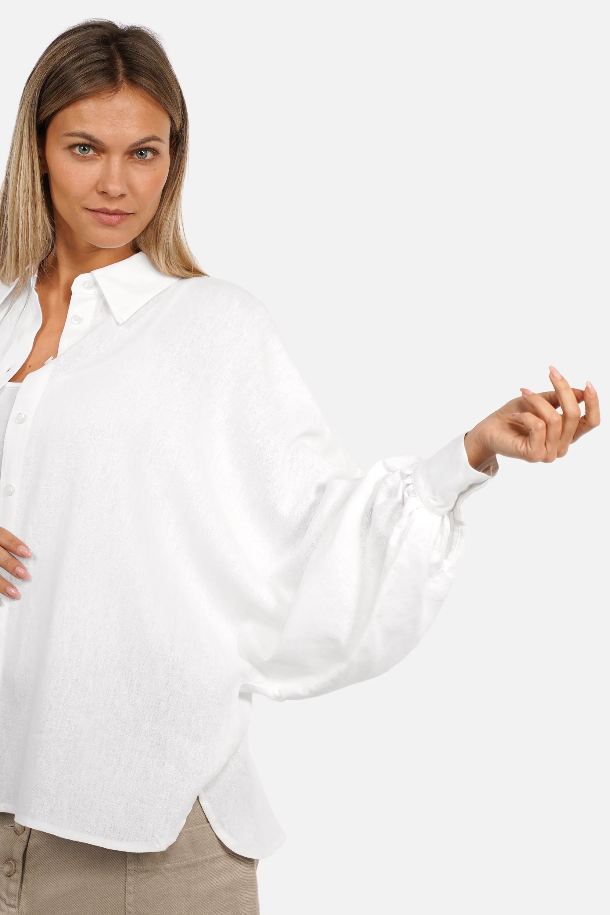 LILLU Oversized Leinenbluse aus Leinen-Viskose-Mix mit Hemdkragen und Fledermausärmeln in Oversized Fit