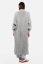 LOLA Strickcardigan oversized offener Strickcardigan mit aufgesetzten Taschen in lockerem Schnitt