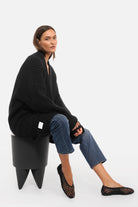 Oversized Strickcardigan mit offenen Front, aufgesetzten Taschen und überschnittenen Schultern in Onesize